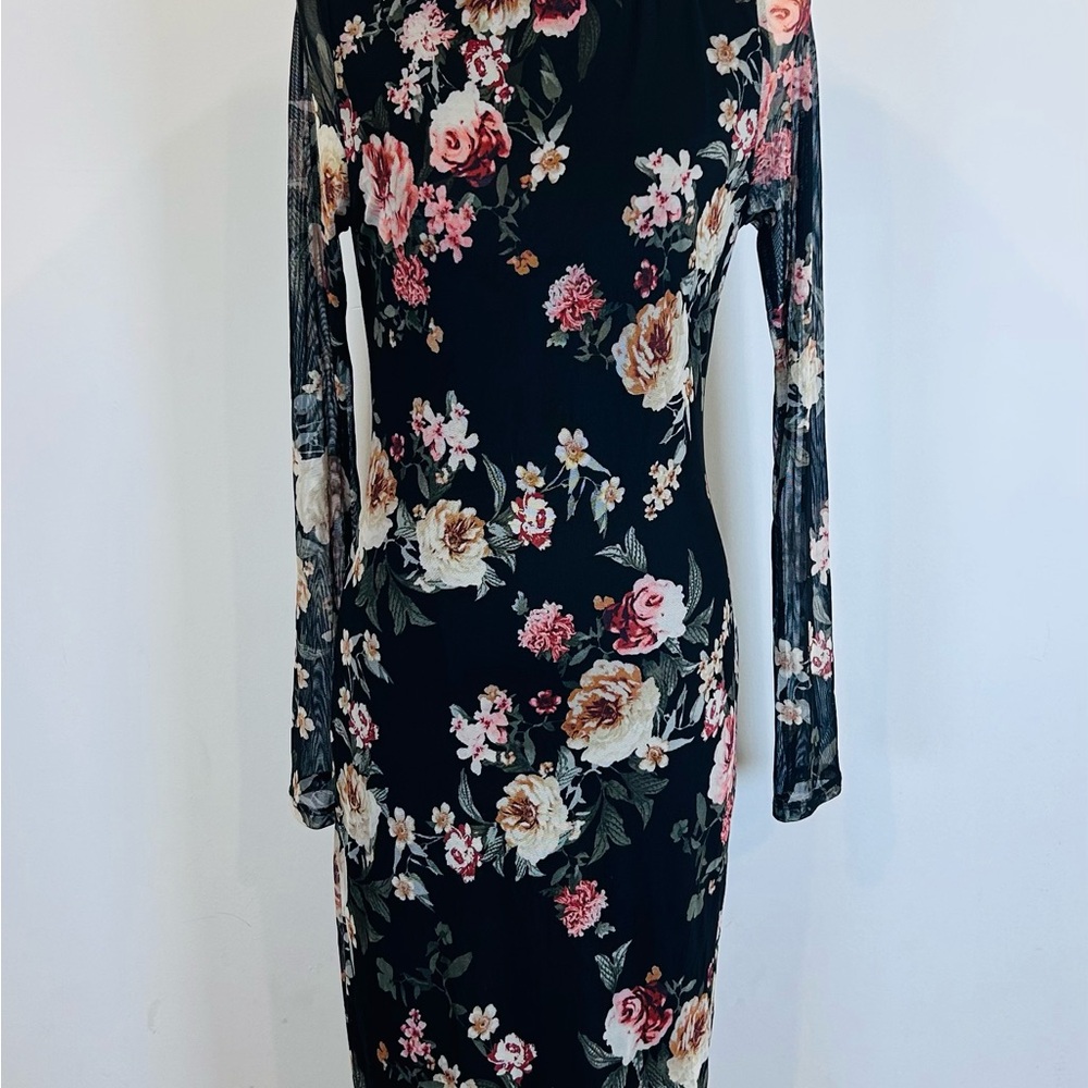 Elegant Floral against Black Long Sleeved Dress from Fig & Olive Size Large